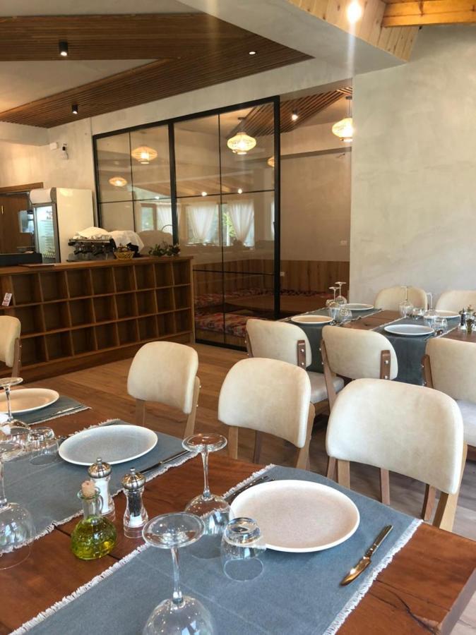 Hotel Restaurant Alpet テス エクステリア 写真